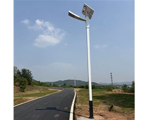 青岛太阳能路灯